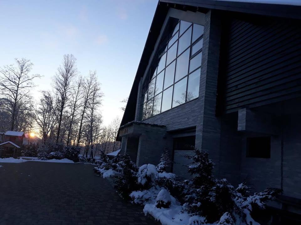 Pension Piriu' Morii Gura Humorului Exterior foto
